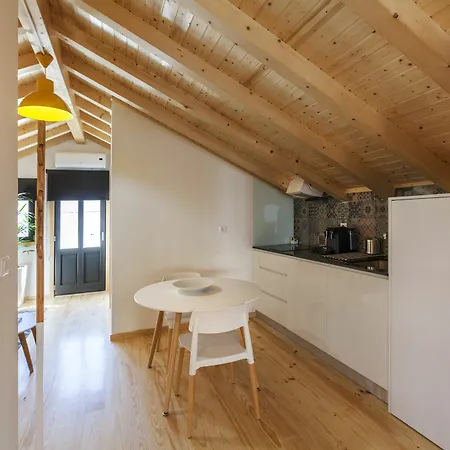 Apartment Local *