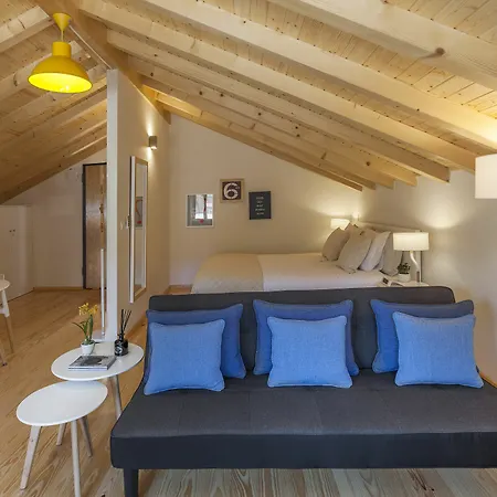 Local Apartment *