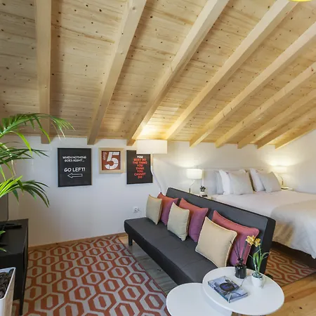 Local Apartment Porto